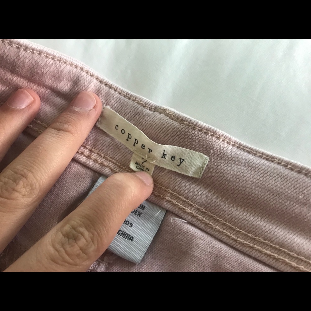Copper Key Ripped Jean Shorts - Picture 3 of 4